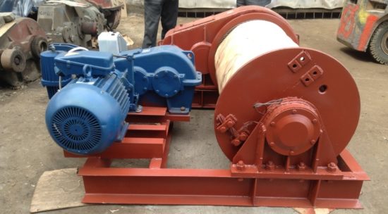 Лебедка ЛМ-2 – верный помощник монтажника