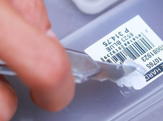 Удаление клея с пластика