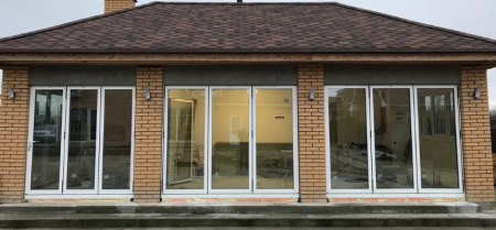 Практическое руководство по выбору остекления для веранды